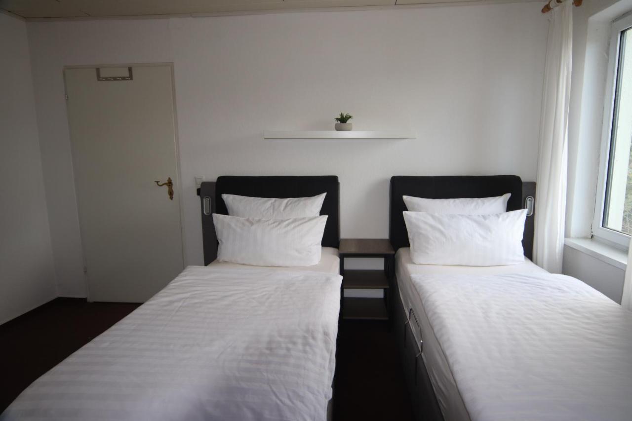 Ruhige Wohnung Mit Terrasse Nur 5 Minuten Zur Mueritz Marienfelde Buitenkant foto