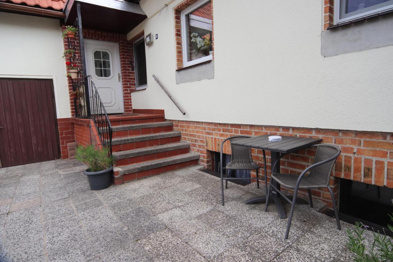 Ruhige Wohnung Mit Terrasse Nur 5 Minuten Zur Mueritz Marienfelde Buitenkant foto